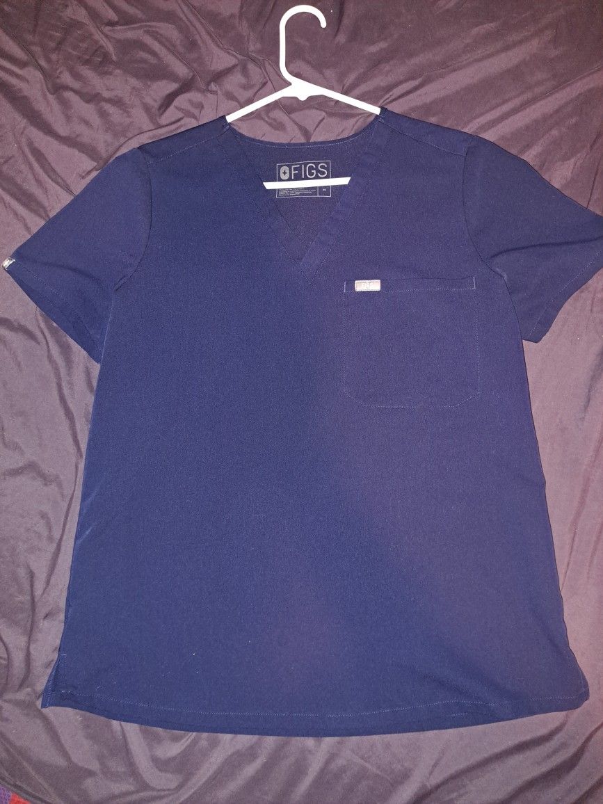 Women's FIGS scrubs dark blue Medium top (color code#2054)