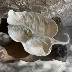 Cal Style Vintage Leaf Dish