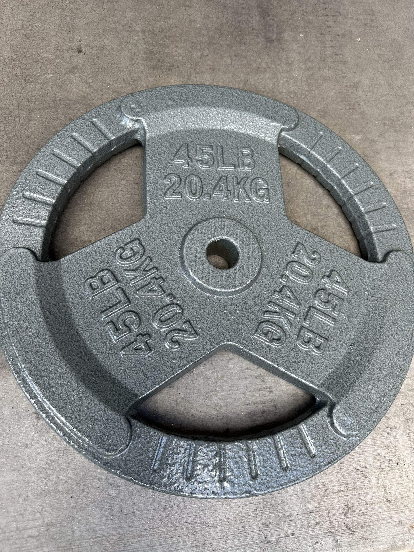 45 lbs 1 inch plate for Sale in Mesa, AZ - OfferUp