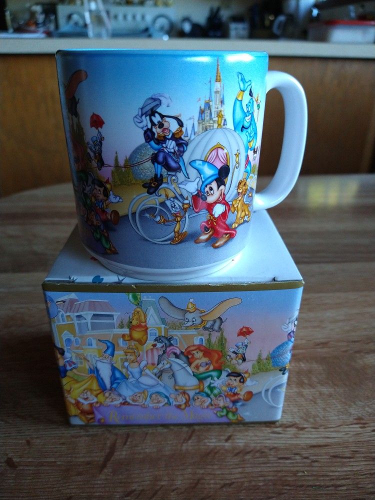 Disney World 25 Year Mug  ' Remember The Magic'