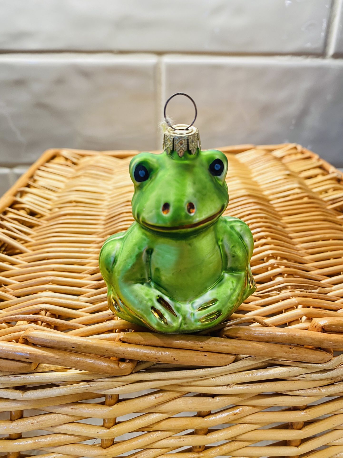 Glass Frog Ornament 