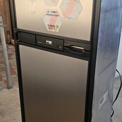 Norcold  RV Refrigerator Fridge 