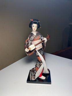 Beautiful Vintage 50’s-60’s Nishi Doll Geisha with Samisen Instrument. Really Nice