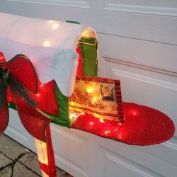 Motorized "SANTA'S MAILBOX" Outdoor Holiday Decoration! (4ft Tall)