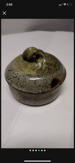Stoneware Pottery Handmade Dish
