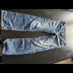 Ariat men’s FR work jeans  One front pocket has some wear needs some stitching  33x32 Pick up in Oakley 