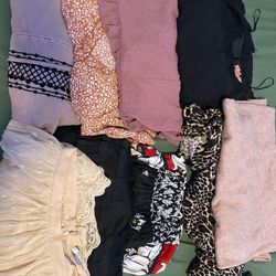 Bag of clothes over 25 pieces