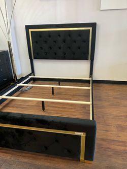 Black and gold queen size bed frame
