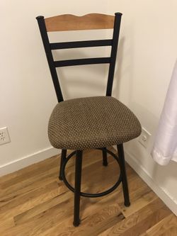 Set of 2: Stools