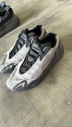 Adidas Yeezy 700 MNVN Sneakers