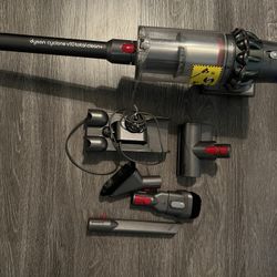Dyson Cyclone V10 Total Clean+