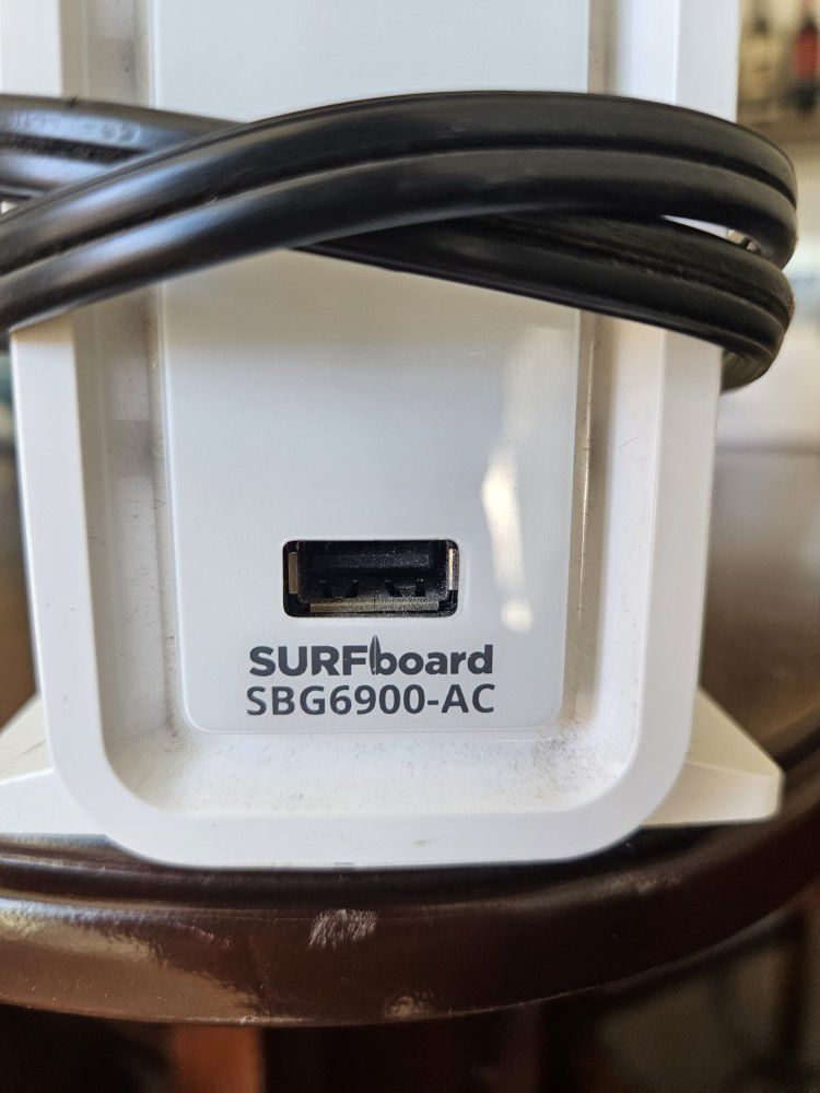 Gigabit Router- Surfboard