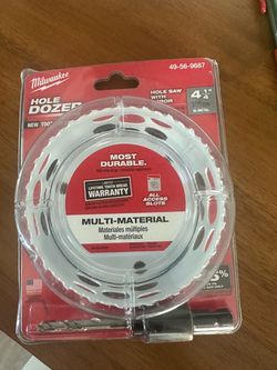Milwaukee 4-1/4” HOLE DOZER Bi-Metal Hole Saw w/ Arbor –