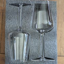 Wine Glasses Set of 2, Hand Blown Wine Glass 18 OZ, Crystal White/Red Wine Glasses for Christmas, Wedding
