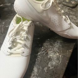 Nike Cheer Shoes Size 7