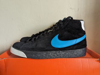 Nike Blazer High Black Vivid Blue Suede Sneakers 316664-041  display picture 2