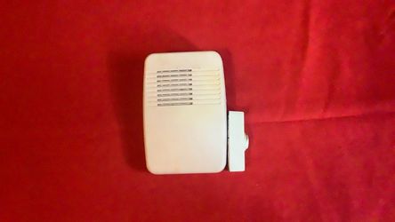 Plug in portable doorbell