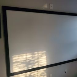 Projector Screen Used In Good Condition 