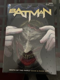 Batman Death Of The Family Book & Joker Mask Set New
