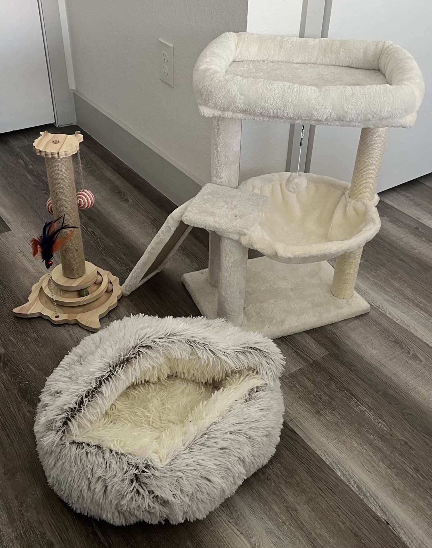 Cat’s New Toys For Sale