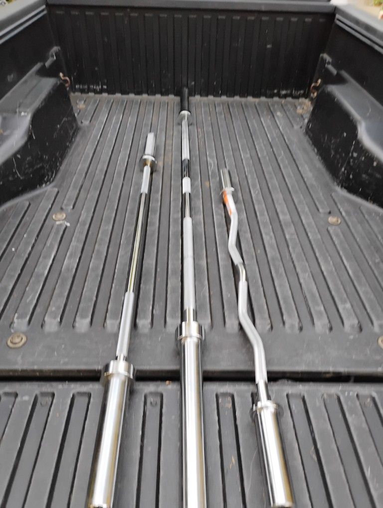 NEW  OLYMPIC  BARS  :  7 FOOT = $85  /  5 FOOT  = $60  /  EZ  CURL  BAR  =  $55 /  HEX/SQUAT BAR =  $130
   •  OLYMPIC  :  45LB.  / 35 LB. /  25LB. 