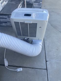 Fan For Sale LG ,white In Perfect Conditions
