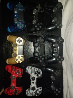 PS4 Controllers
