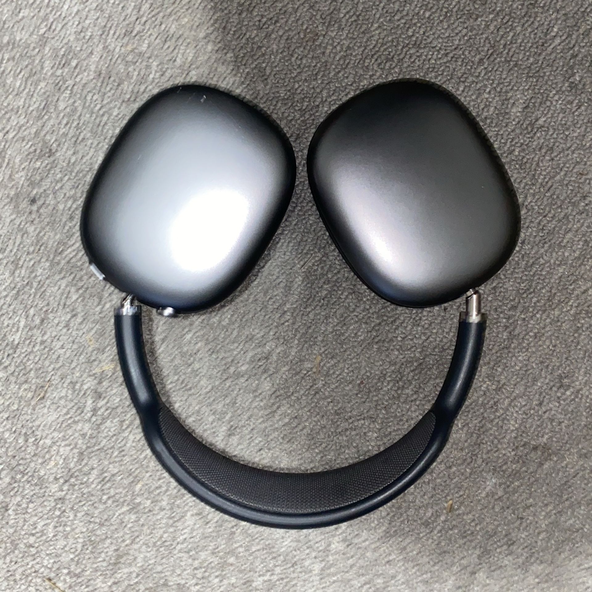 Apple | Headphones | Apple Airpods Max |