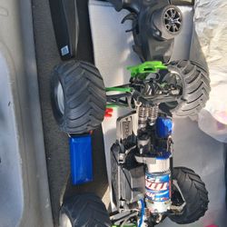 Rc Car Traxxas Grave Digger 1:16 Scale 