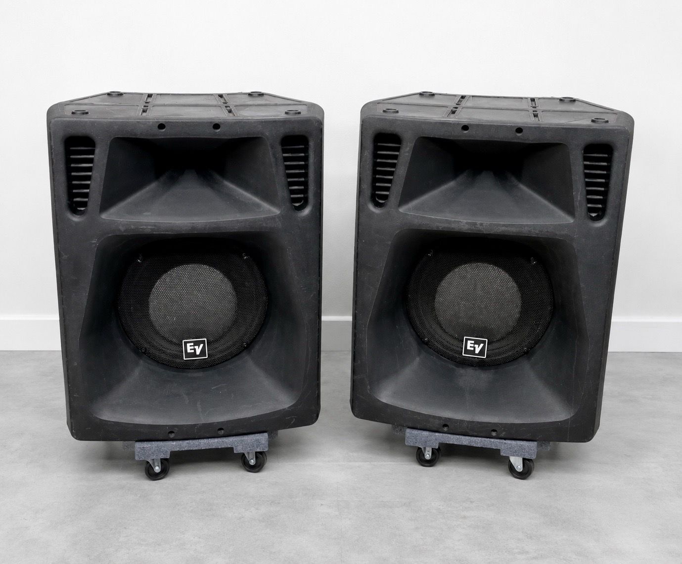 ( Two ) EV Sx500+ speakers