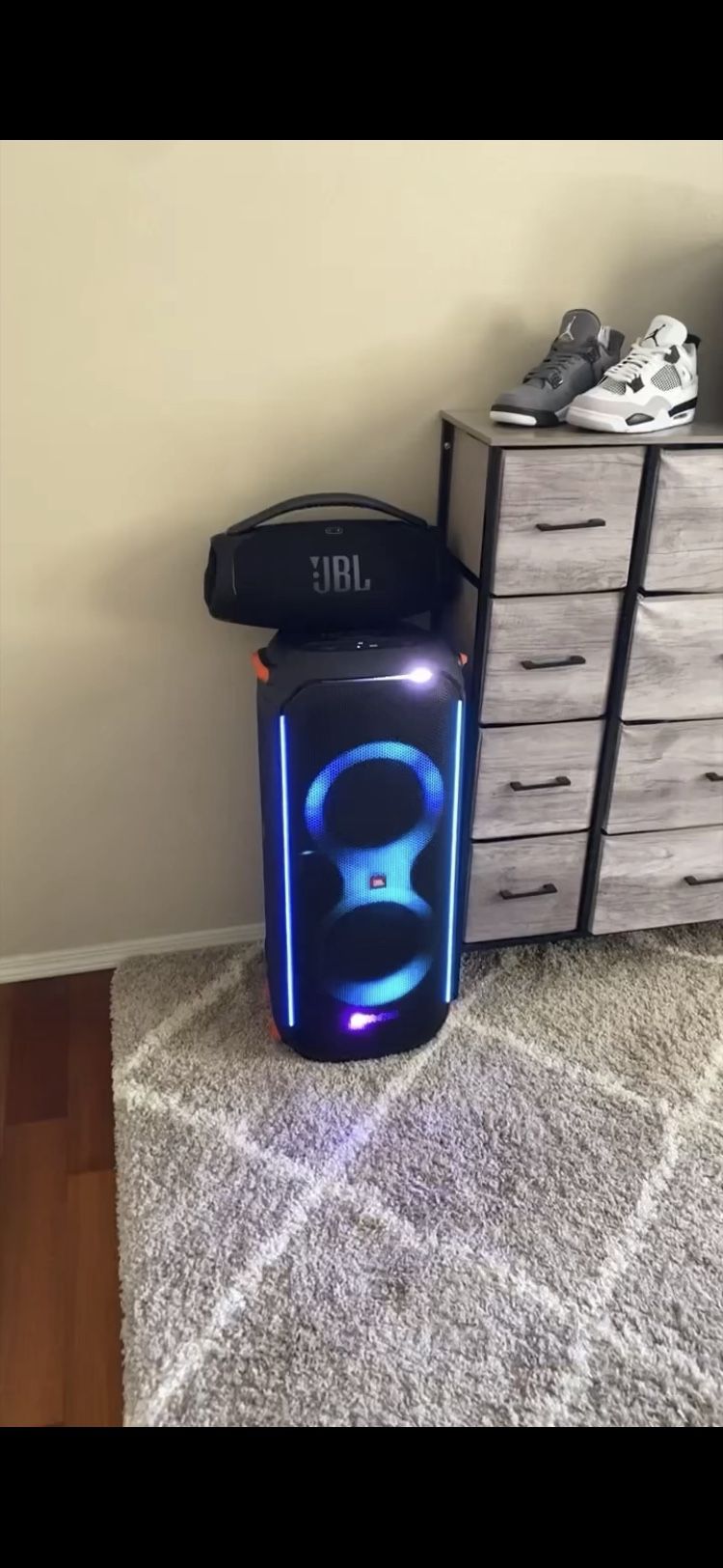 JBL Boombox 3 with free case for Sale in WA OfferUp