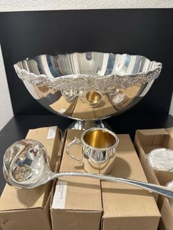 Vintage International Silver Punch Bowl Set 14pc w/ 12 Cups Ladle New in Box