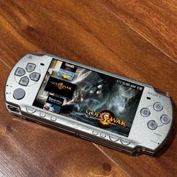 SONY PSP 2000 with 16GB