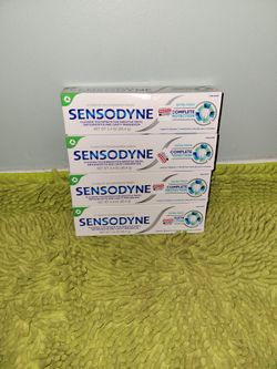 4 Sensodyne Toothpaste 3.4oz Extra Fresh Complete Protection 