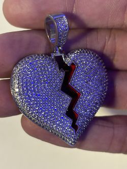 Broken Heart Chain Pendent