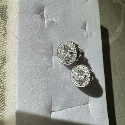 Lab Diamond 1.00 carat 14k sold gold