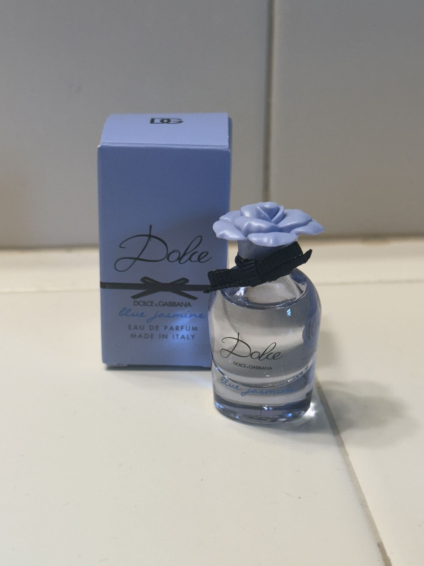 Dolce And Gabbana Blue Jasmine