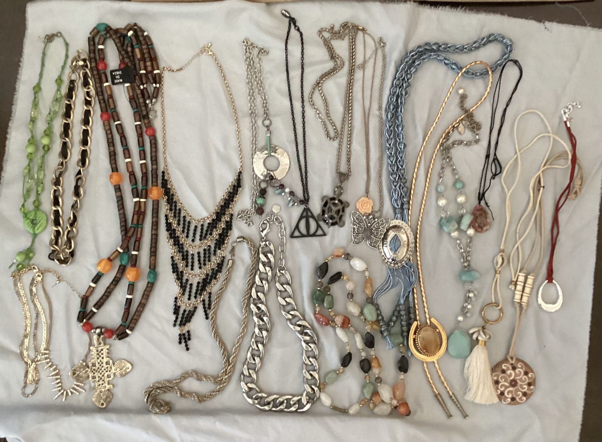 133 Costume Jewelry Necklaces - Something For Everyone