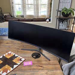 Samsung 49” Curved Monitor