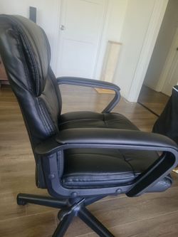Office chair, adjustable height, 360° swivel