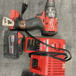 Milwaukee Drill 