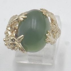 14KT YELLOW GOLD RING WITH GREEN JADE STONE 11.3 GRAMS SIZE 7.5 MINT CONDITION .  865524-1. 