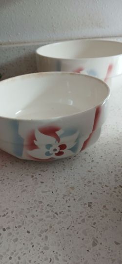Mixing bowls