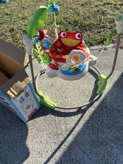 Fisher-Price Baby Bouncer Rainforest Jumperoo Activity Center with Music Lights