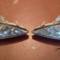 2003-2006 OEM Toyota Camry Headlight 