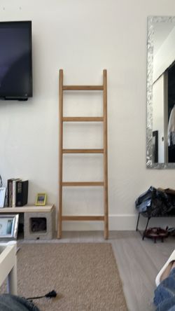 Wooden Ladder Rack