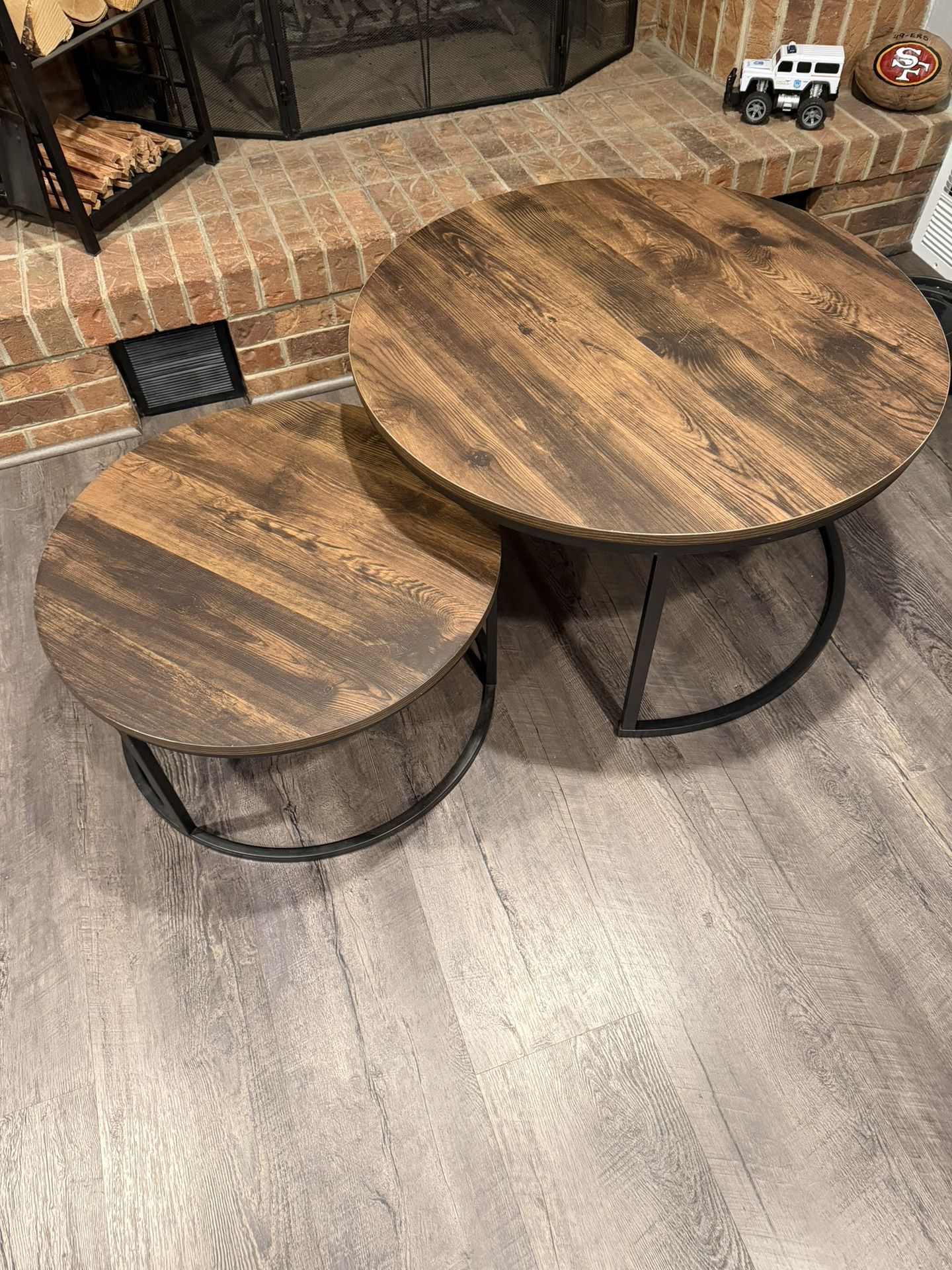 Coffee Tables 