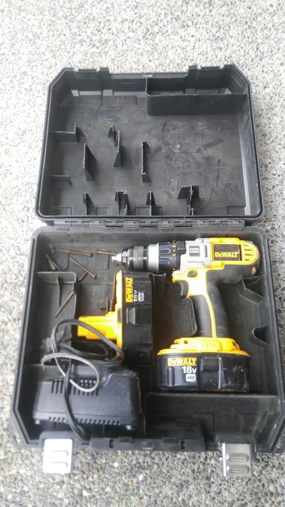 Dewalt DCD940 1/2 Dr 18V XRP Cordless Drill Driver w/Case 2 Batteries & Charger