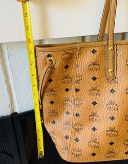 Mcm Medium Size Shoppers Bag for Sale in San Diego, CA - OfferUp