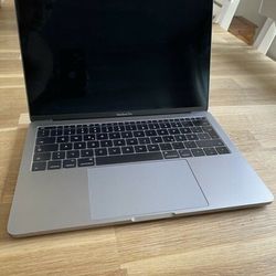  Macbook Air 2021 - Finance Option Available